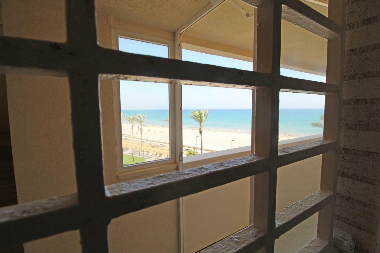 1a línea Playa San Juan. Vistas. Piscina. BBQ. Gym Apartamento El Campello Exterior foto