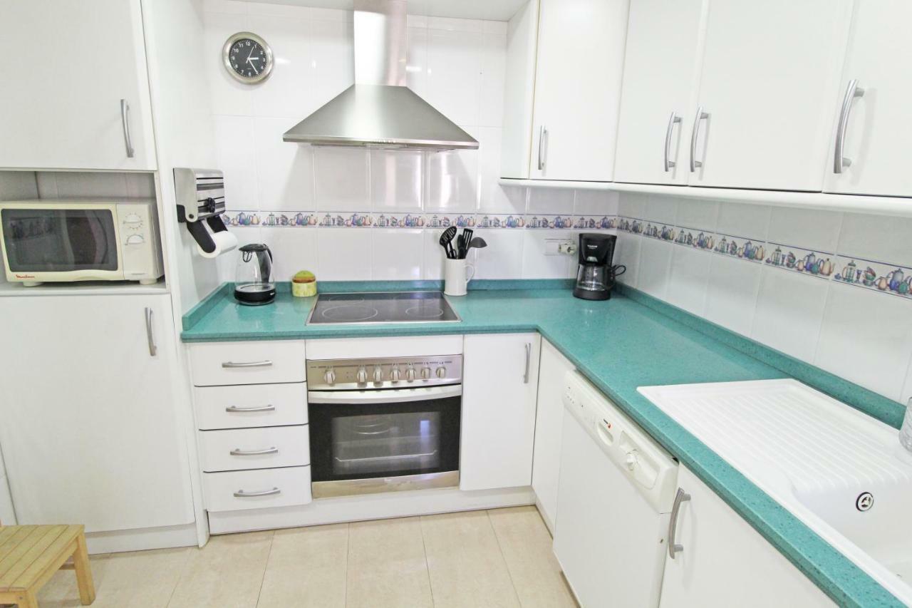 1a línea Playa San Juan. Vistas. Piscina. BBQ. Gym Apartamento El Campello Exterior foto