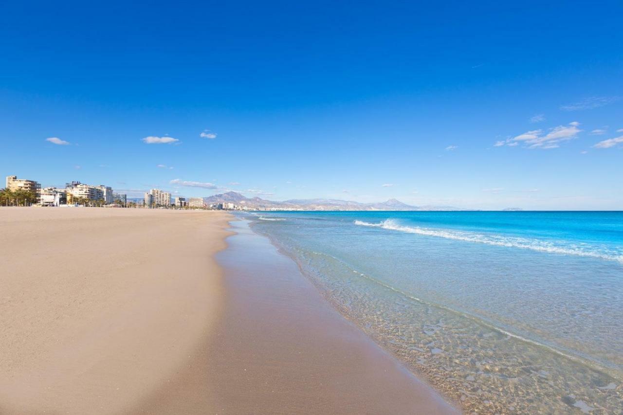 1a línea Playa San Juan. Vistas. Piscina. BBQ. Gym Apartamento El Campello Exterior foto